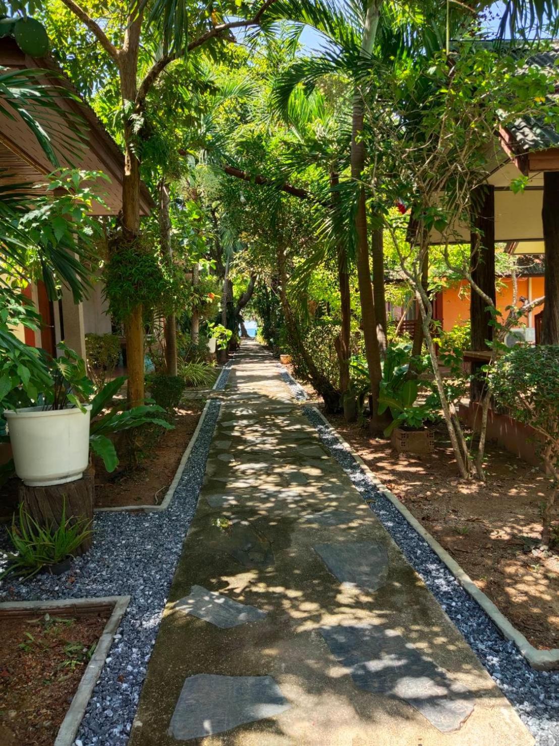 Lanta Riviera Beach Resort Koh Lanta Exterior photo