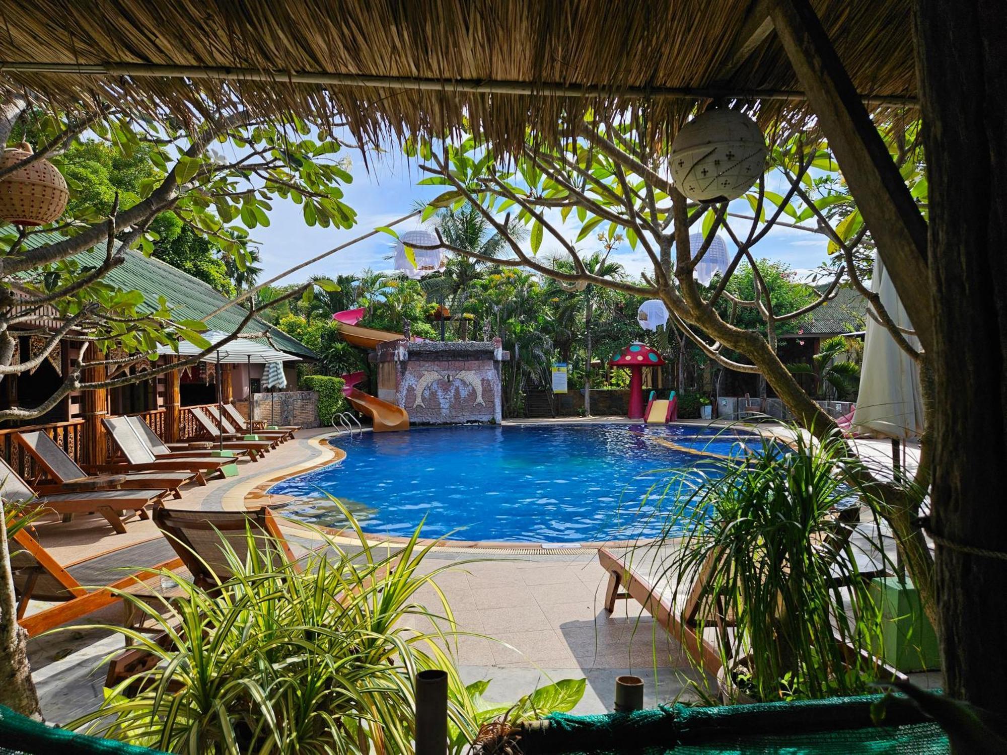 Lanta Riviera Beach Resort Koh Lanta Exterior photo