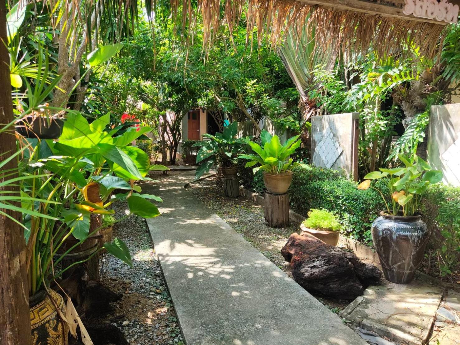 Lanta Riviera Beach Resort Koh Lanta Exterior photo