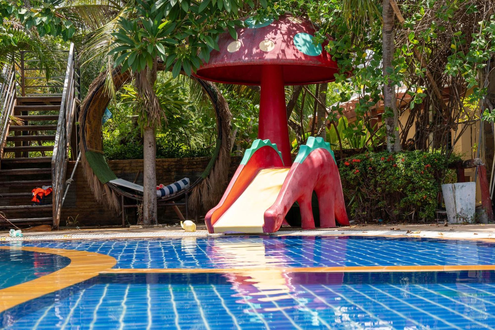 Lanta Riviera Beach Resort Koh Lanta Exterior photo